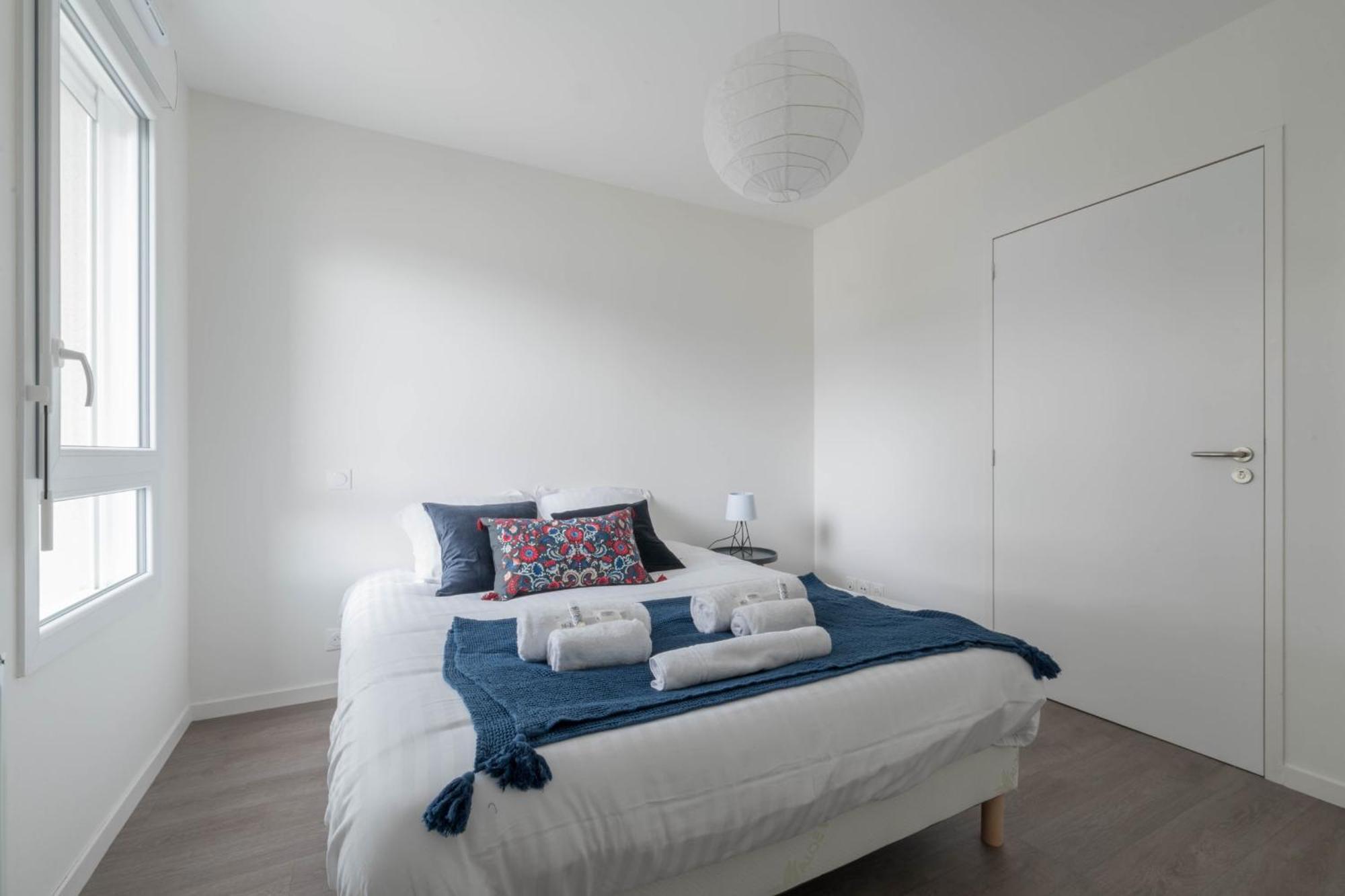 ELODIE - Appartement proche gare, arrivée 24 24 Le Mans Esterno foto